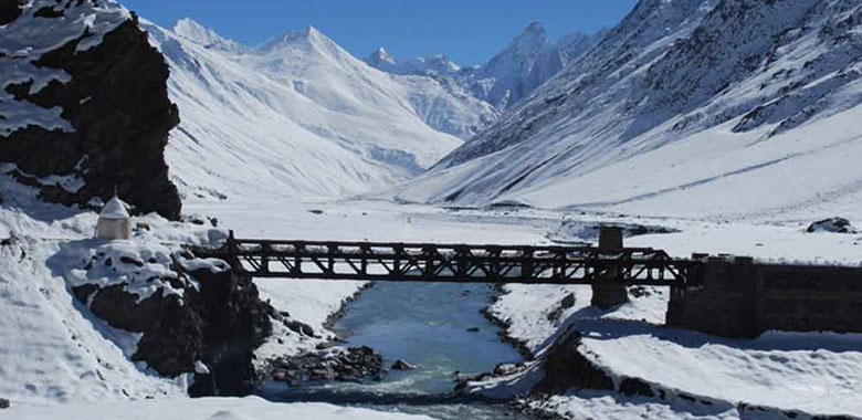 Kaza Local - Kumzum La - Pass - Chandratal